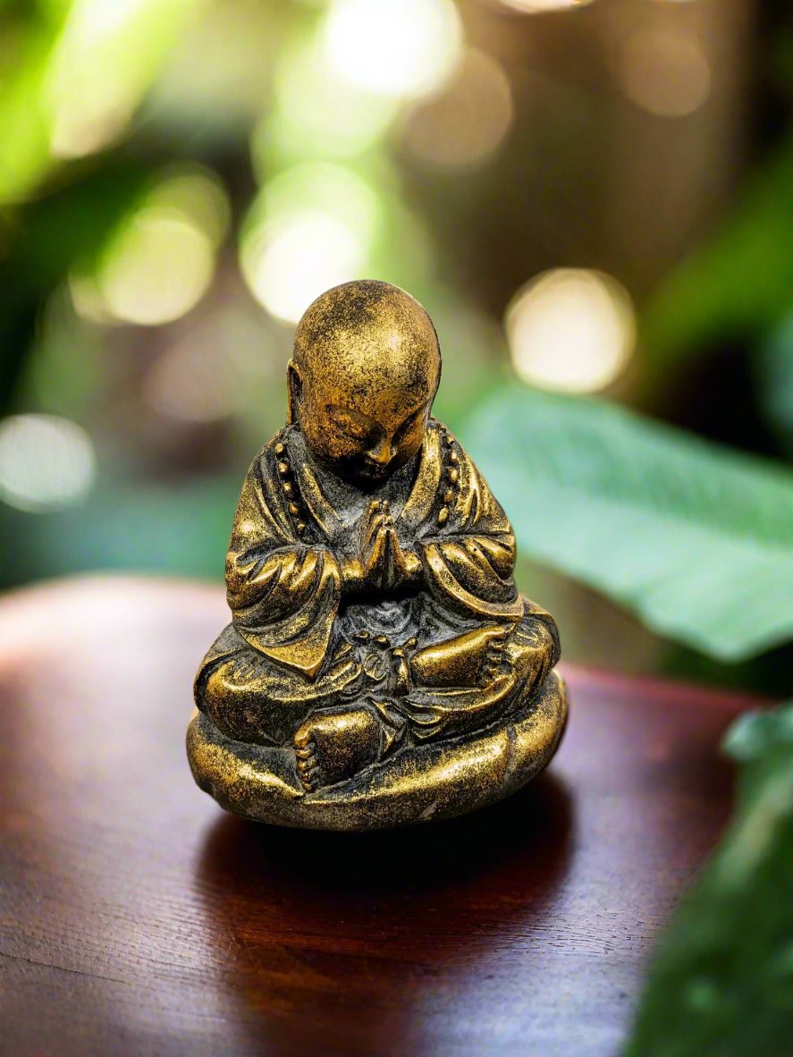 Gold Praying Buddha