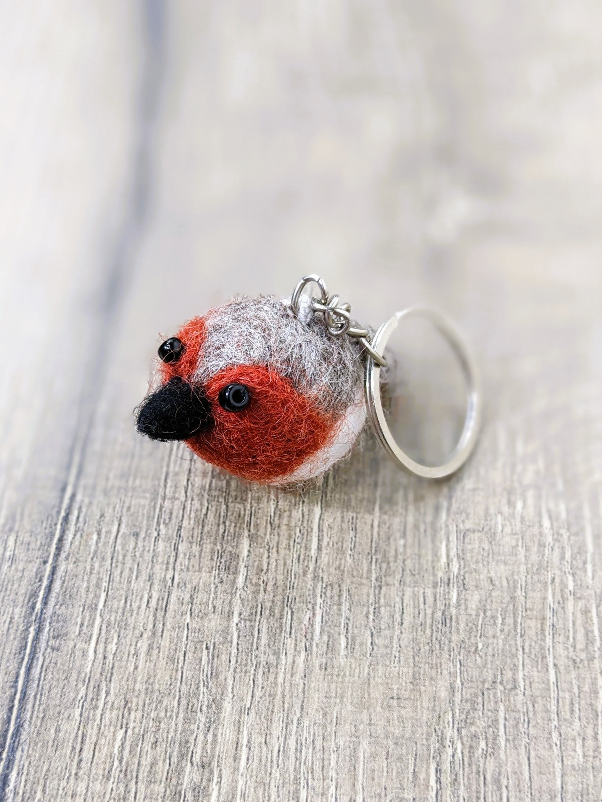 Felt Tiny Robin Keyring