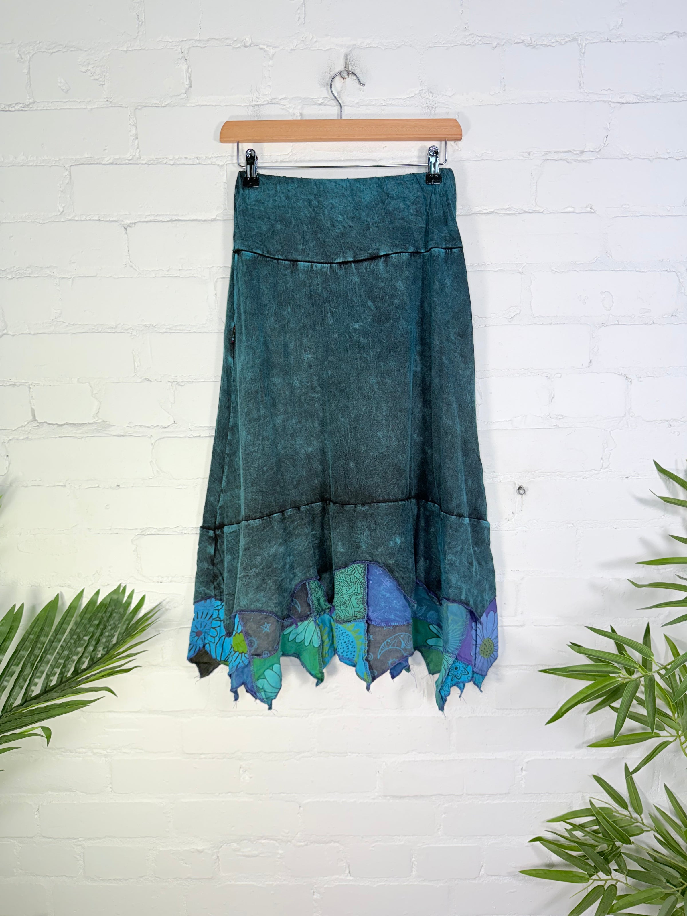 Patch and Point Long Skirt