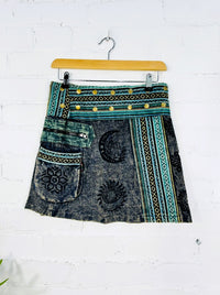 Short Popper Skirt