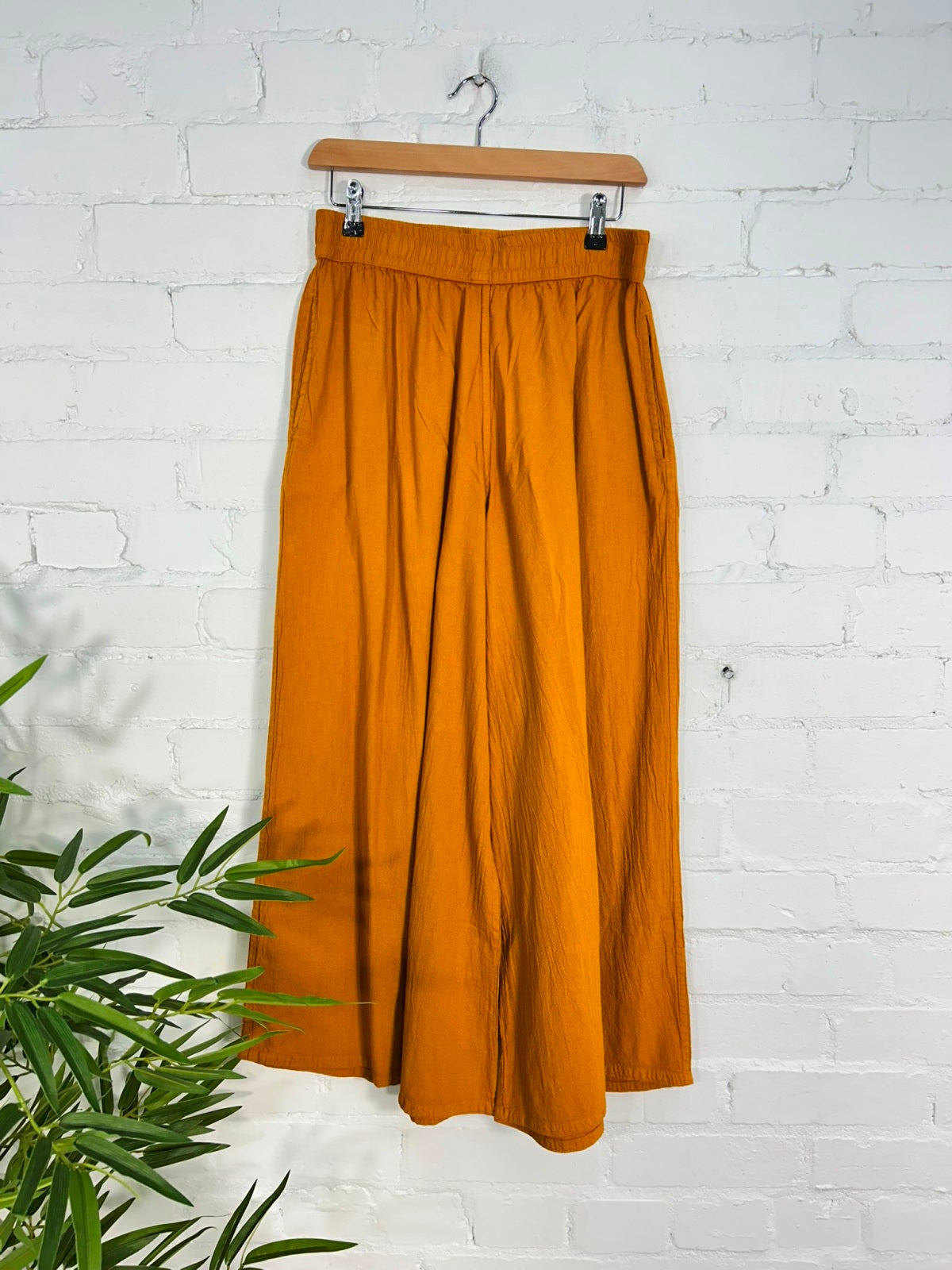 Cropped Wide Leg Trousers