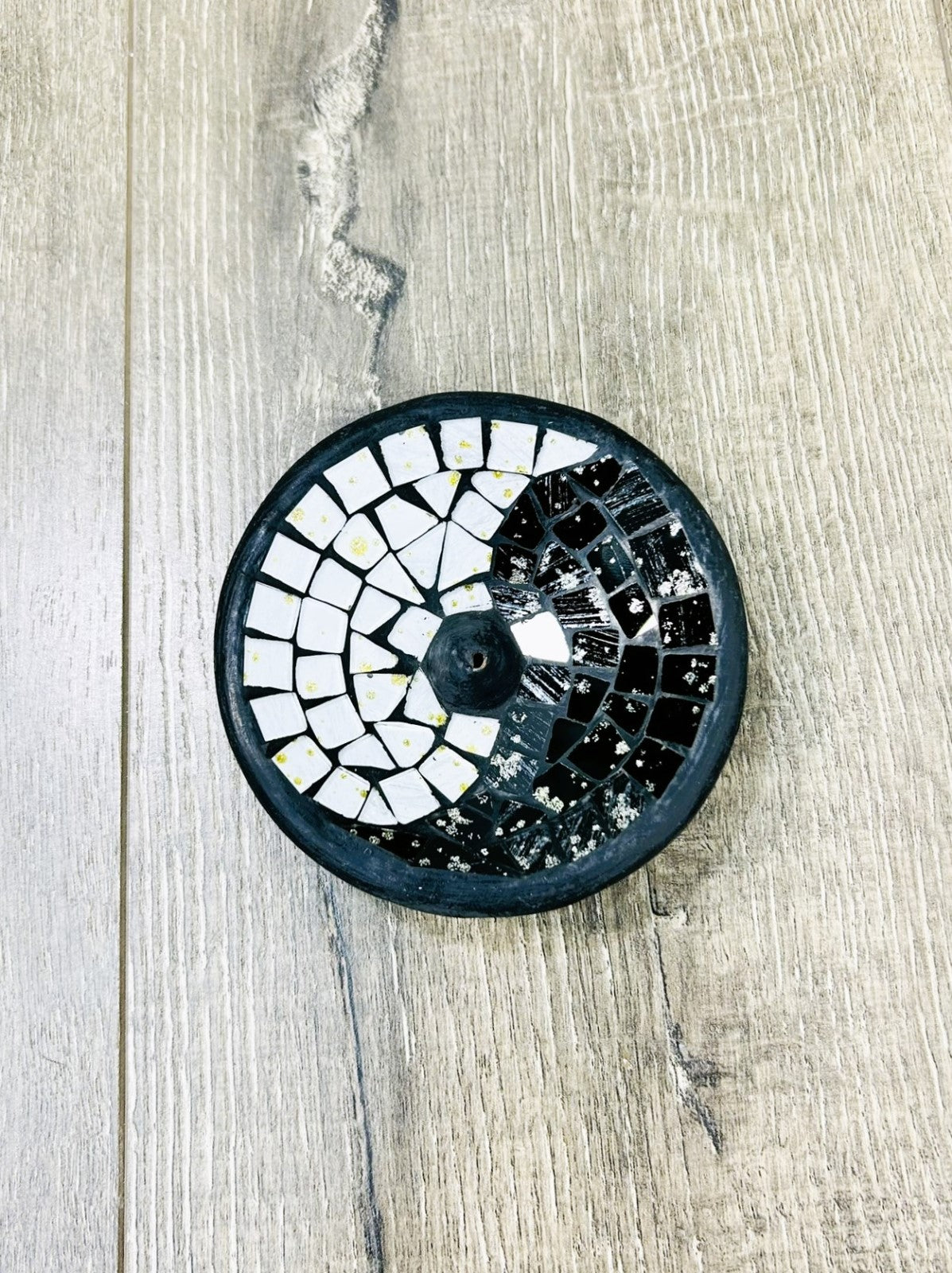 Mosaic Ying Yang Incense Holder