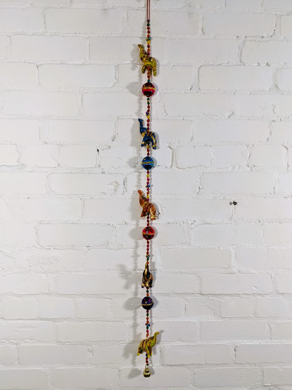 Elephant & Ball String