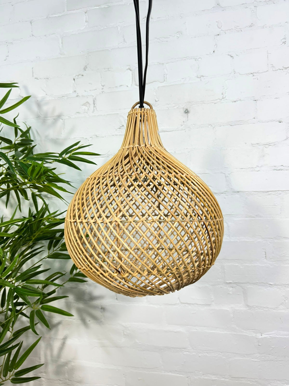 Bulb Shape Rattan Lampshade