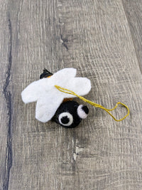 Medium Felt Hanging Bee