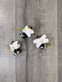 Medium Felt Hanging Bee