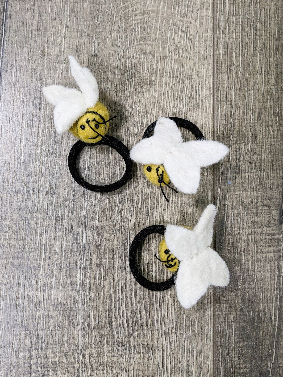 Hairbobble Felt Bee