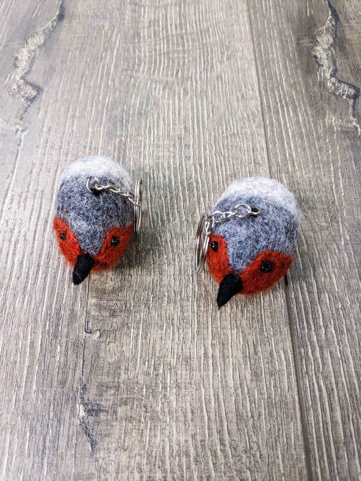 Felt Tiny Robin Keyring