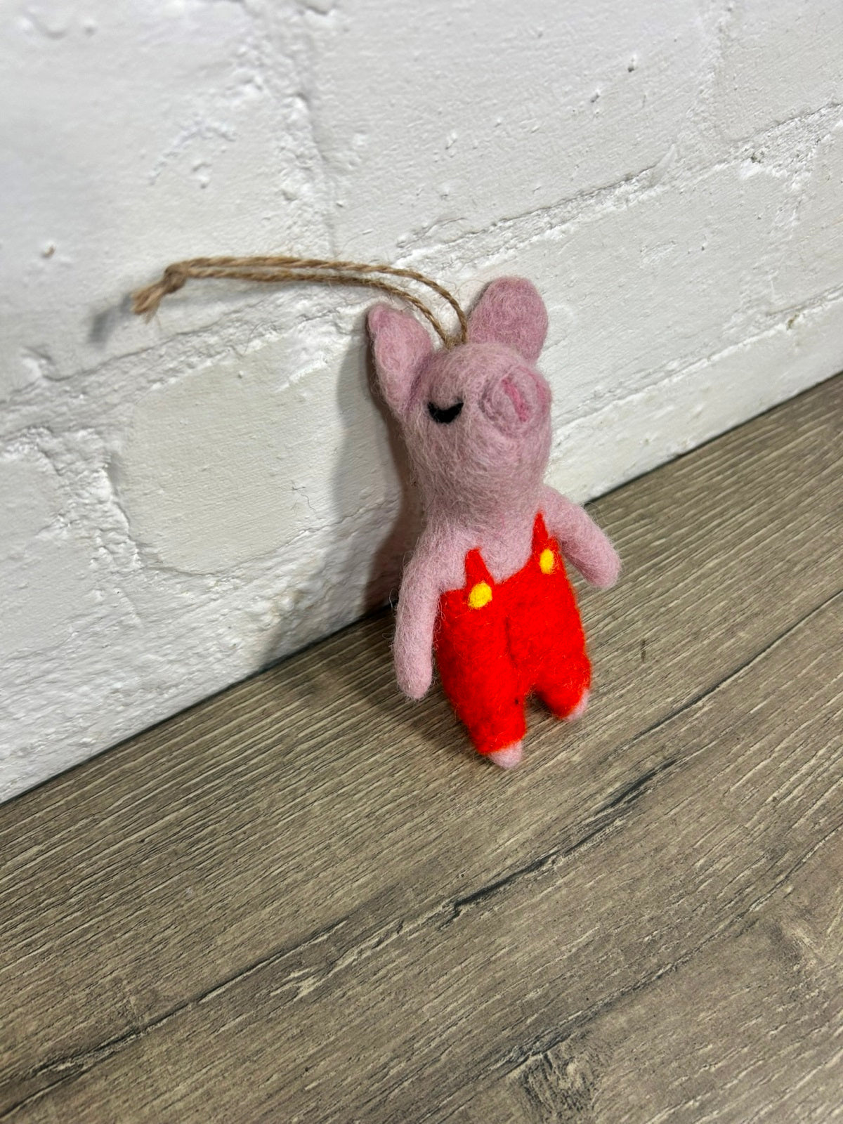 Felt Pig Finger Puppet