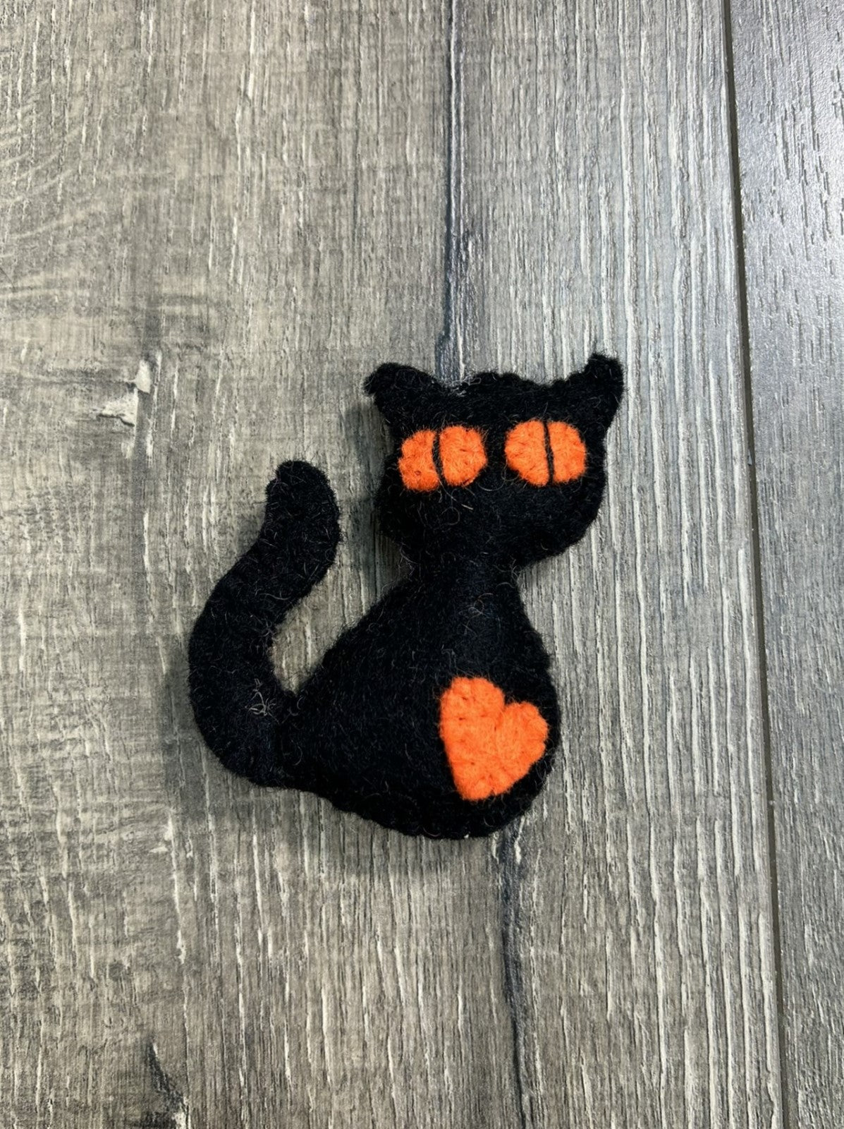 Felt Cat Magnet