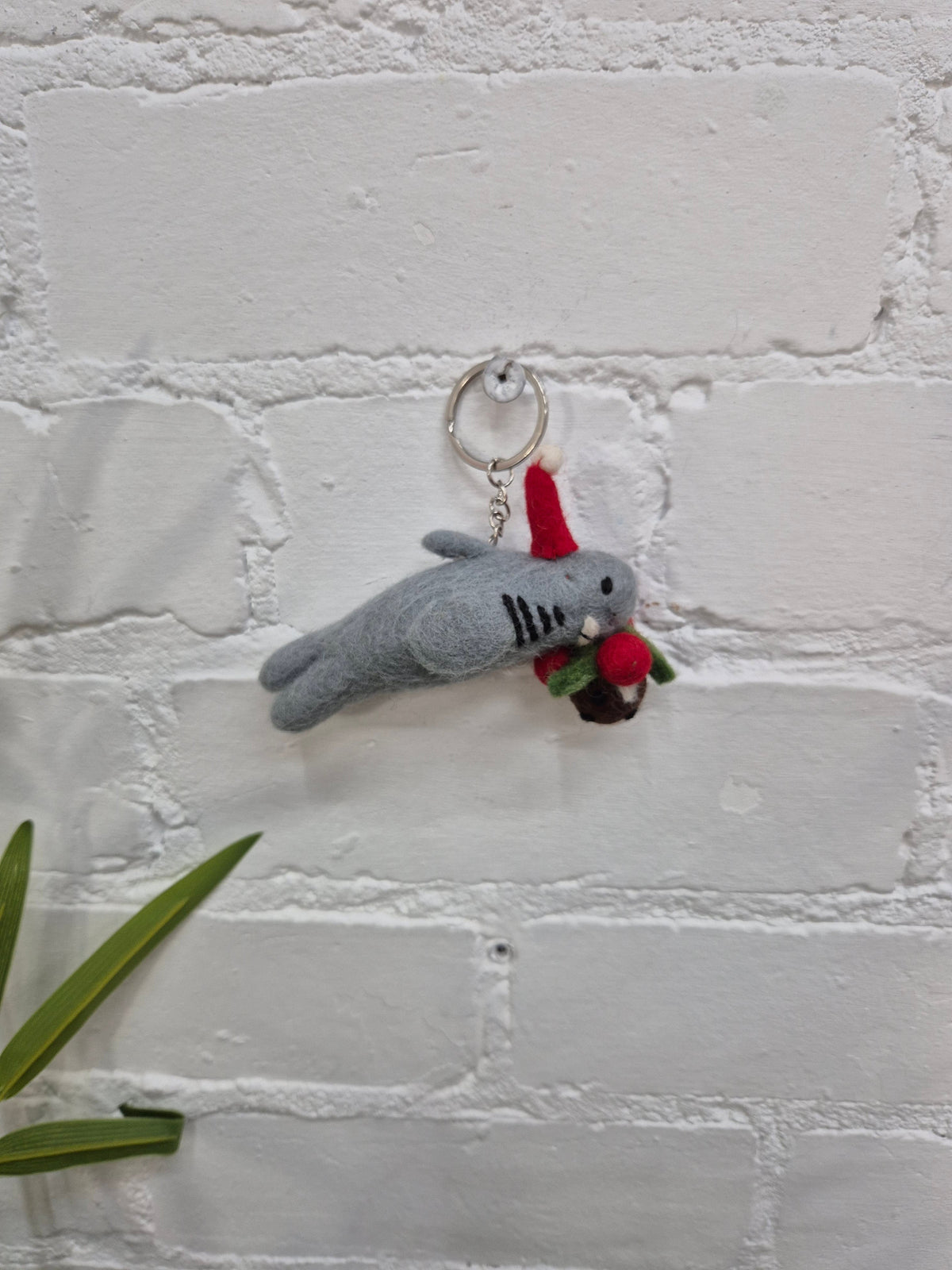 Felt Christmas Shark Keyring