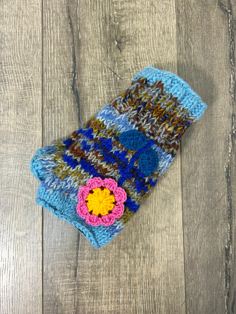 patterned Knit Flower Handwarmers
