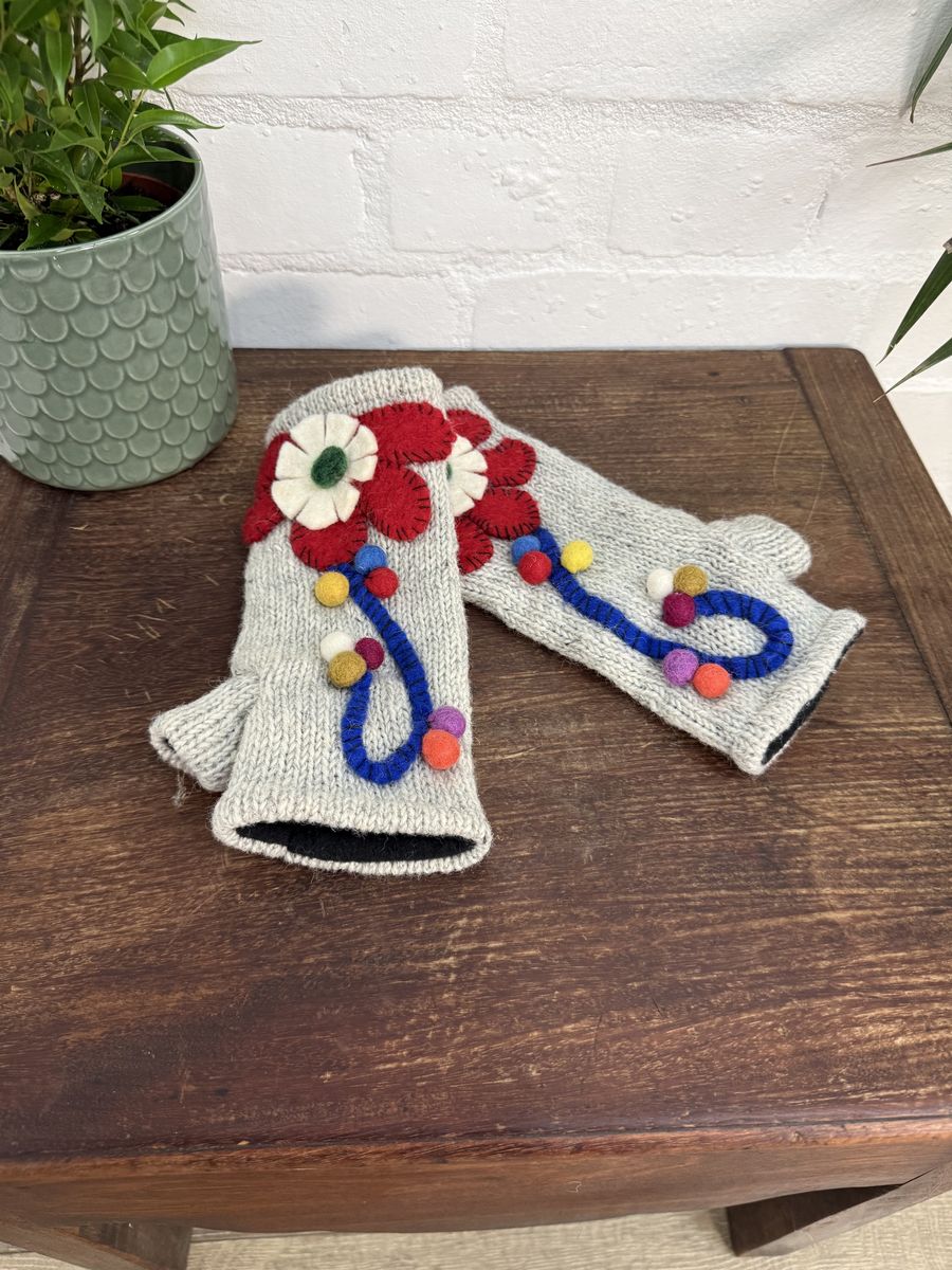 Knitted Handwarmers Felt Flower Detail