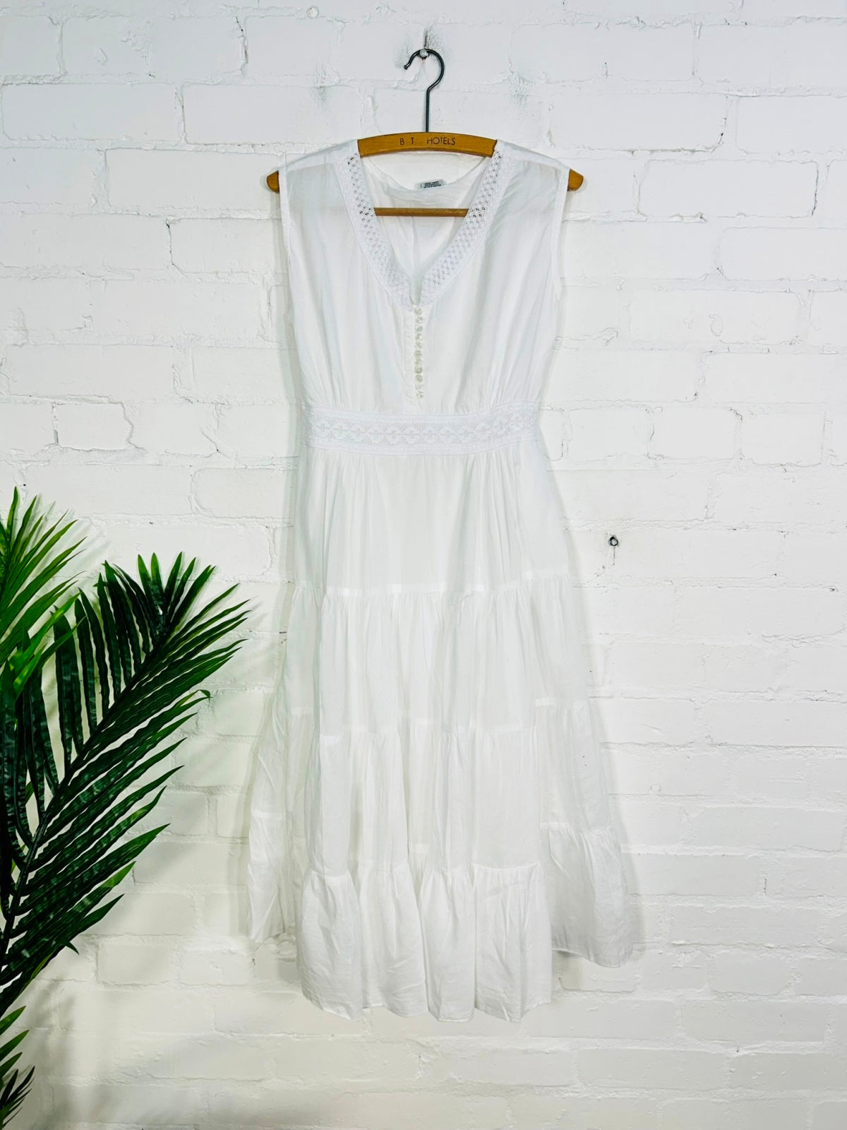 Long Sleeveless Dress