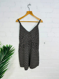 Short strappy Dress