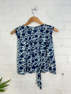 Sleeveless Button Crop Top