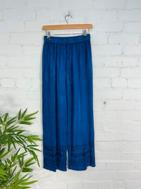 Straight Leg Elasticated Trousers