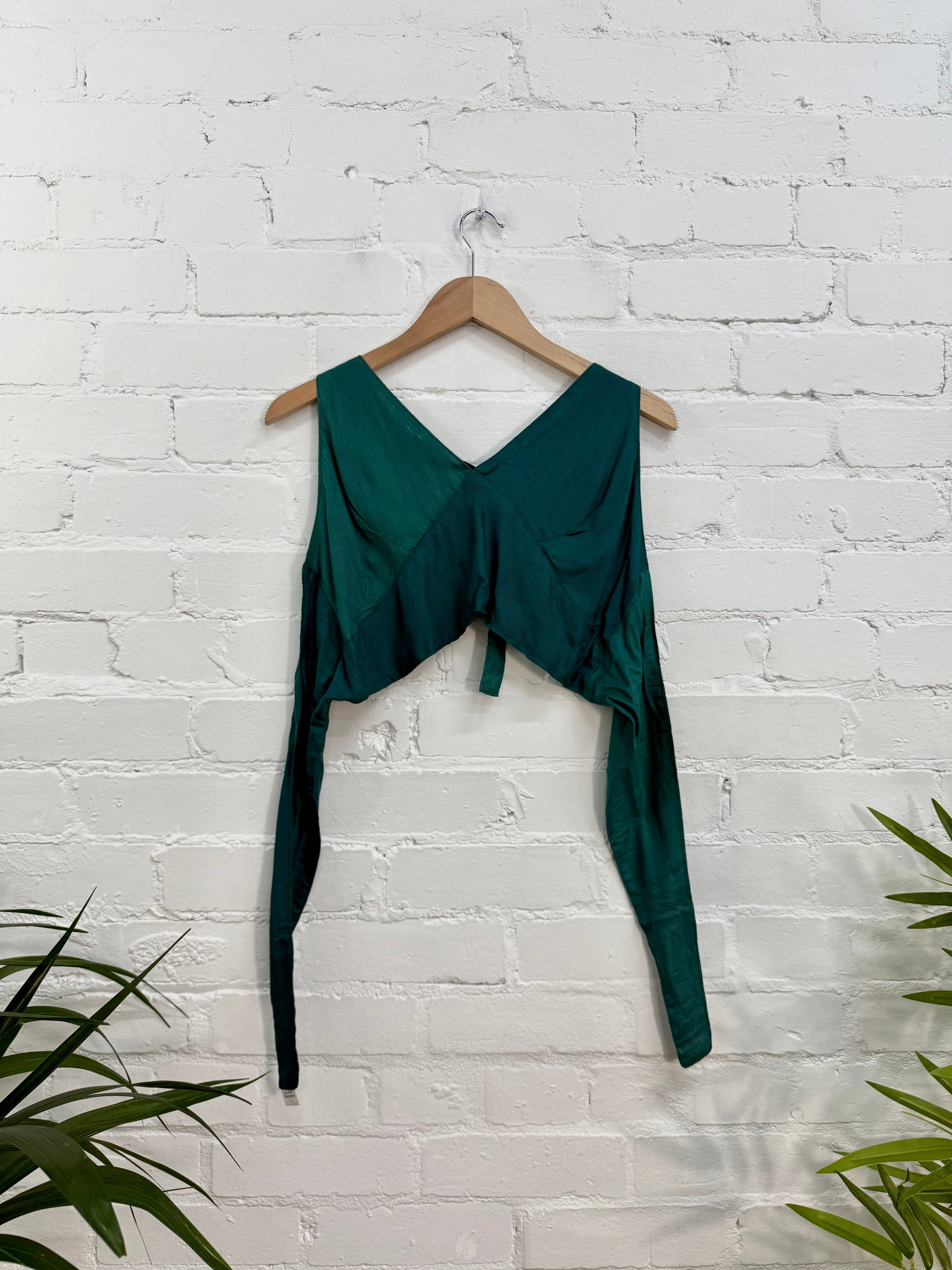 Plain Cropped Halter Top