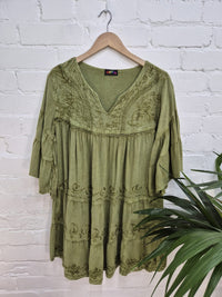 Embroidered Long Sleeve Tunic Top