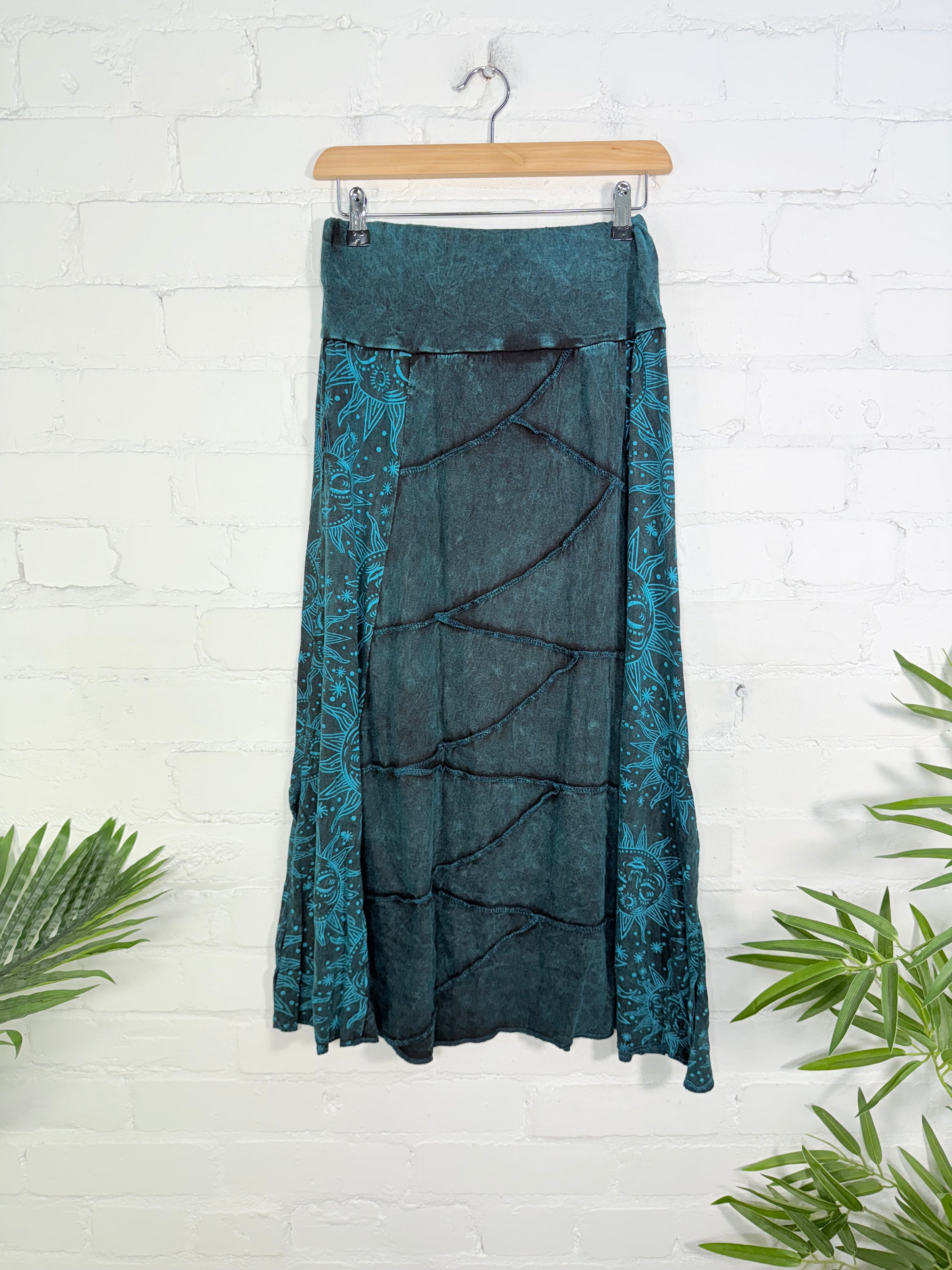Sun Print Stonewash Long Skirt