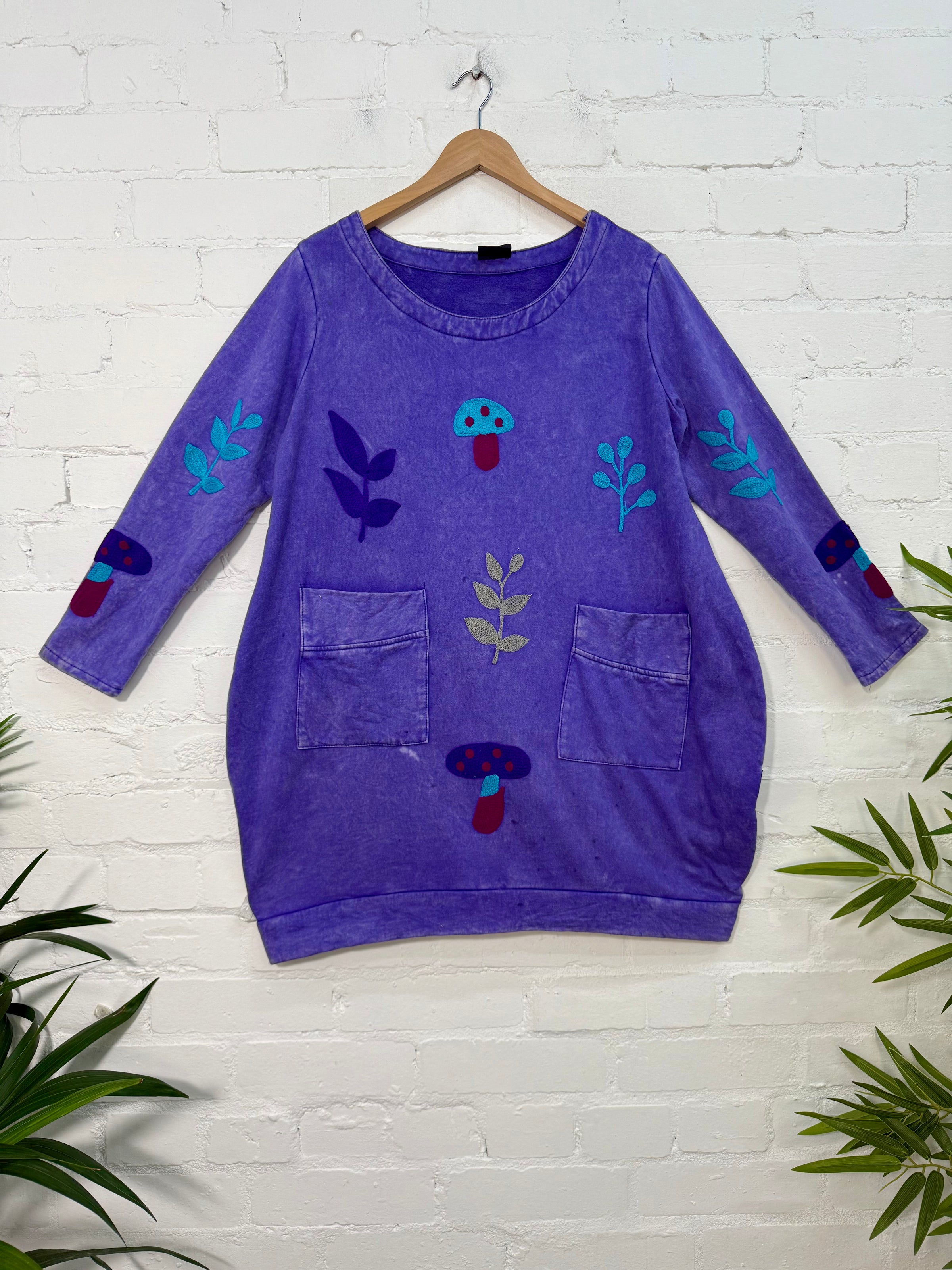 Embroidered Long Sleeve Short Pocket Dress