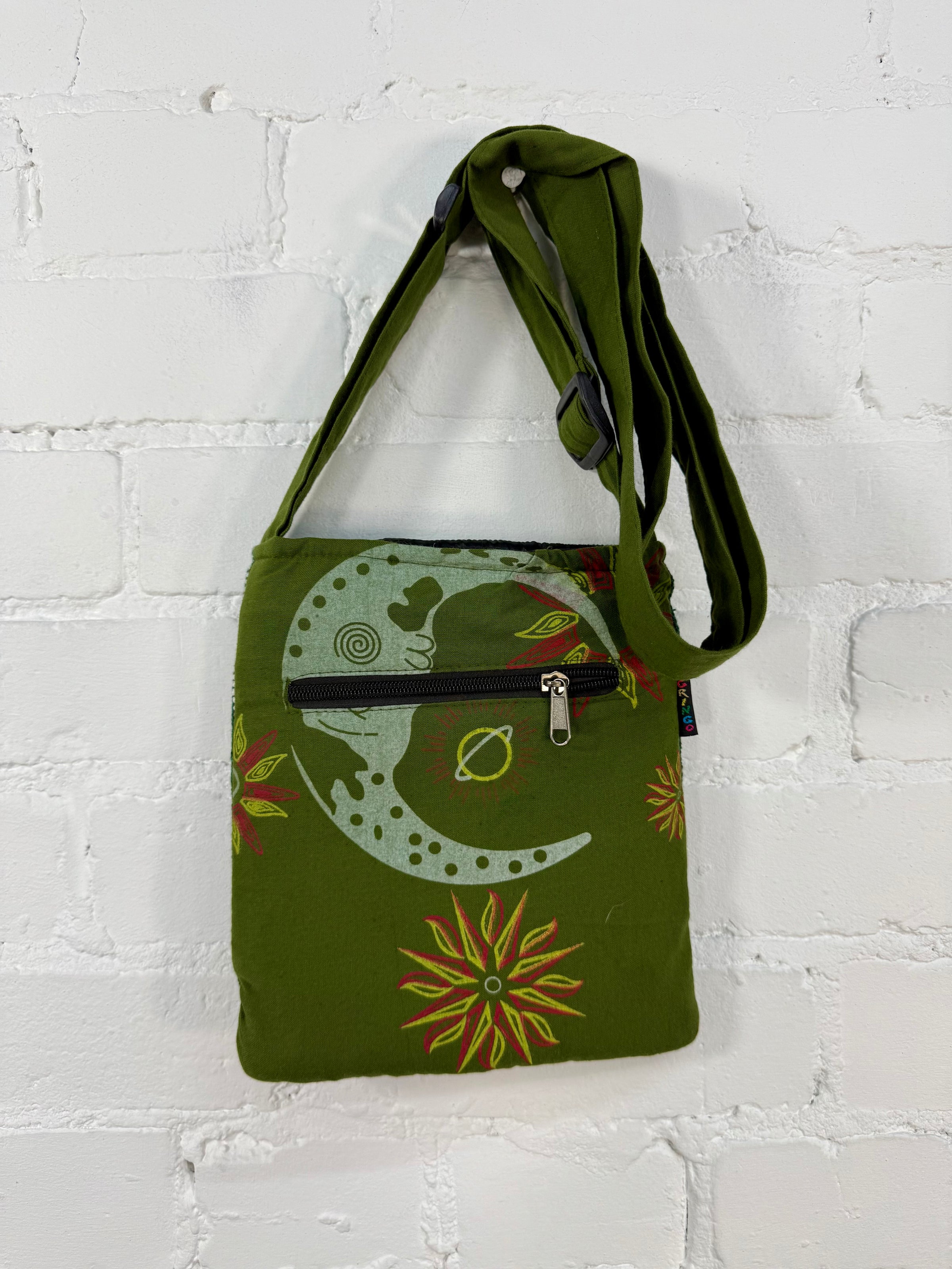 Moon Print Striped Passport Bag