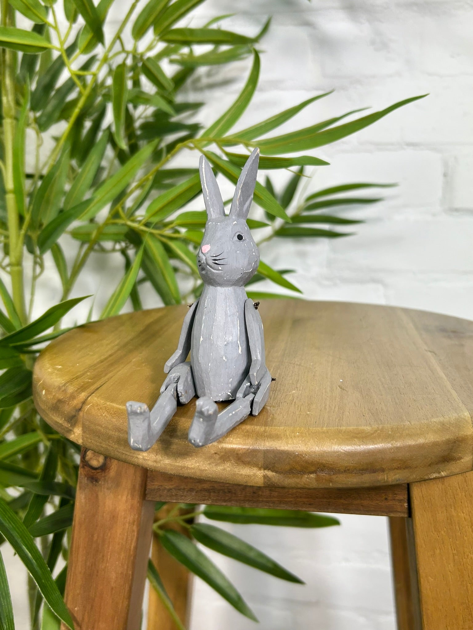 Rabbit Shelf Sitter