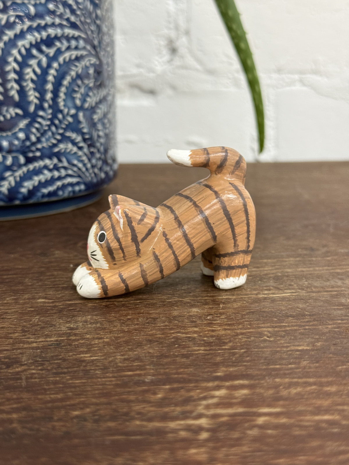 Stripy Stretching Wooden Cat