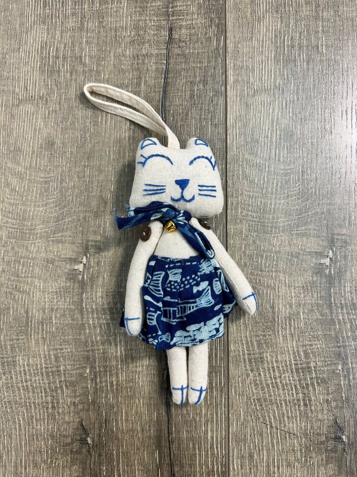 Blue & White Cat Hanger