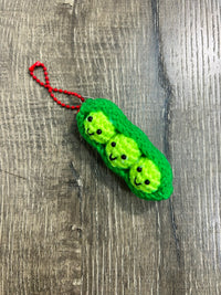 Knitted Peas In A Pod Keyring