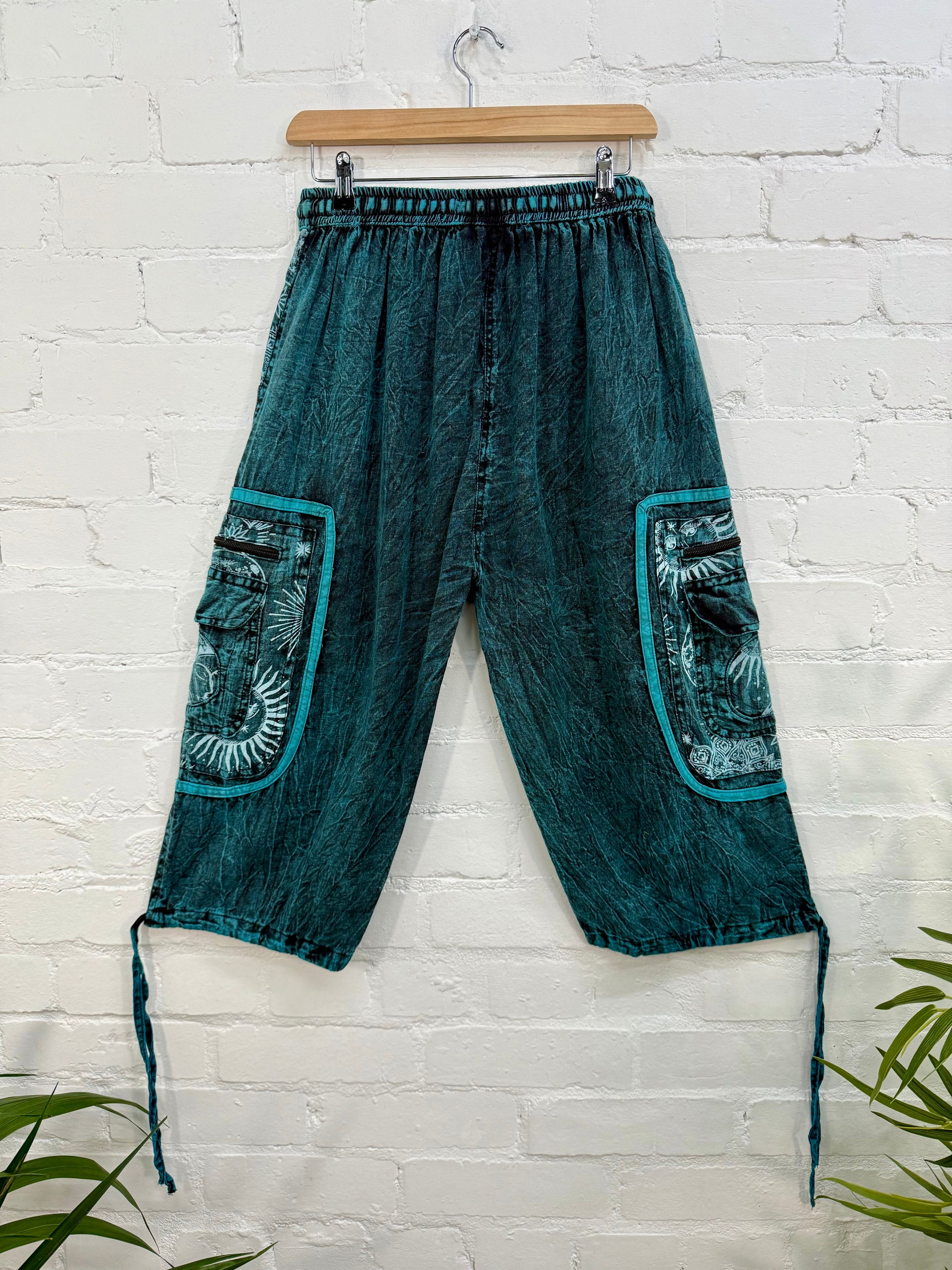 Stonewashed Sun Print 3/4 Trousers