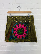 Stonewash Embroidered Short Popper Skirt