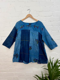 3/4 Sleeve Embroidered Tunic Top