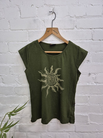 Sun Short Sleeve Top