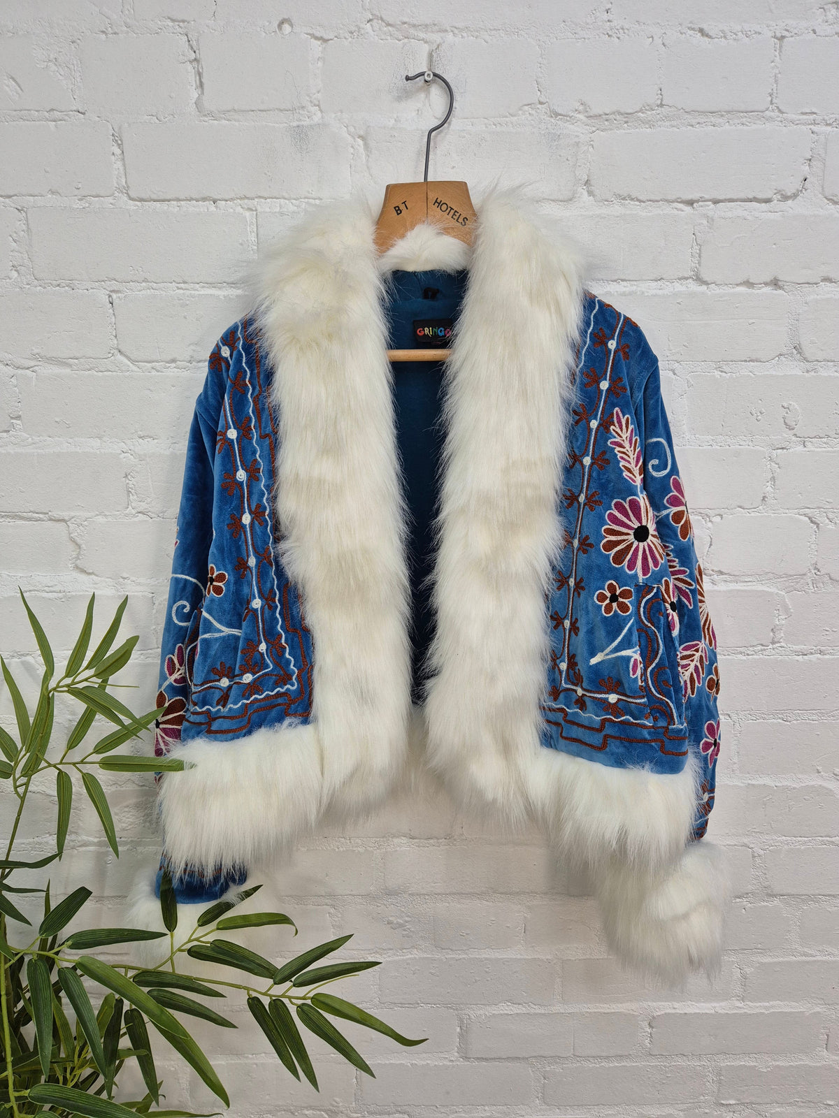 Short Velvet Embroidered Fur Trim Coat