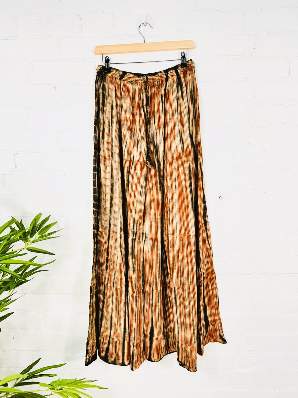 Extra Wide Snake Dye Trousers