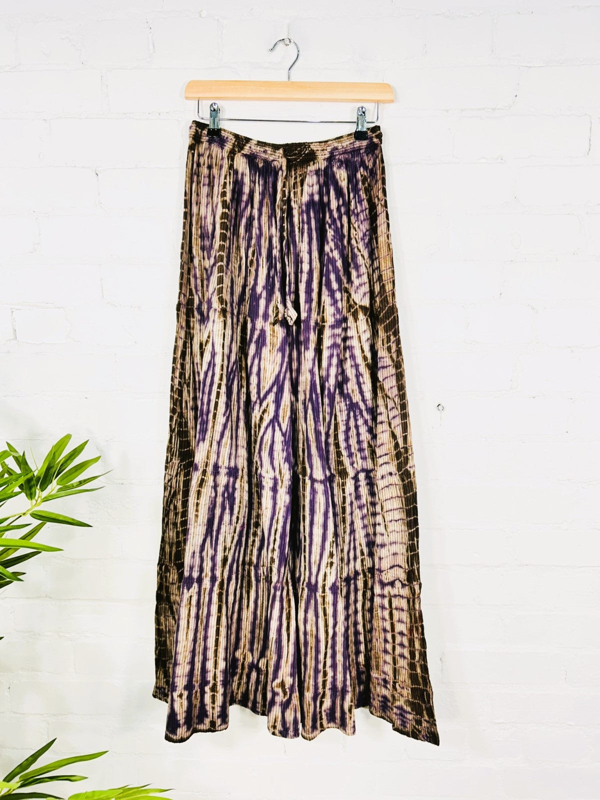 Extra Wide Snake Dye Trousers