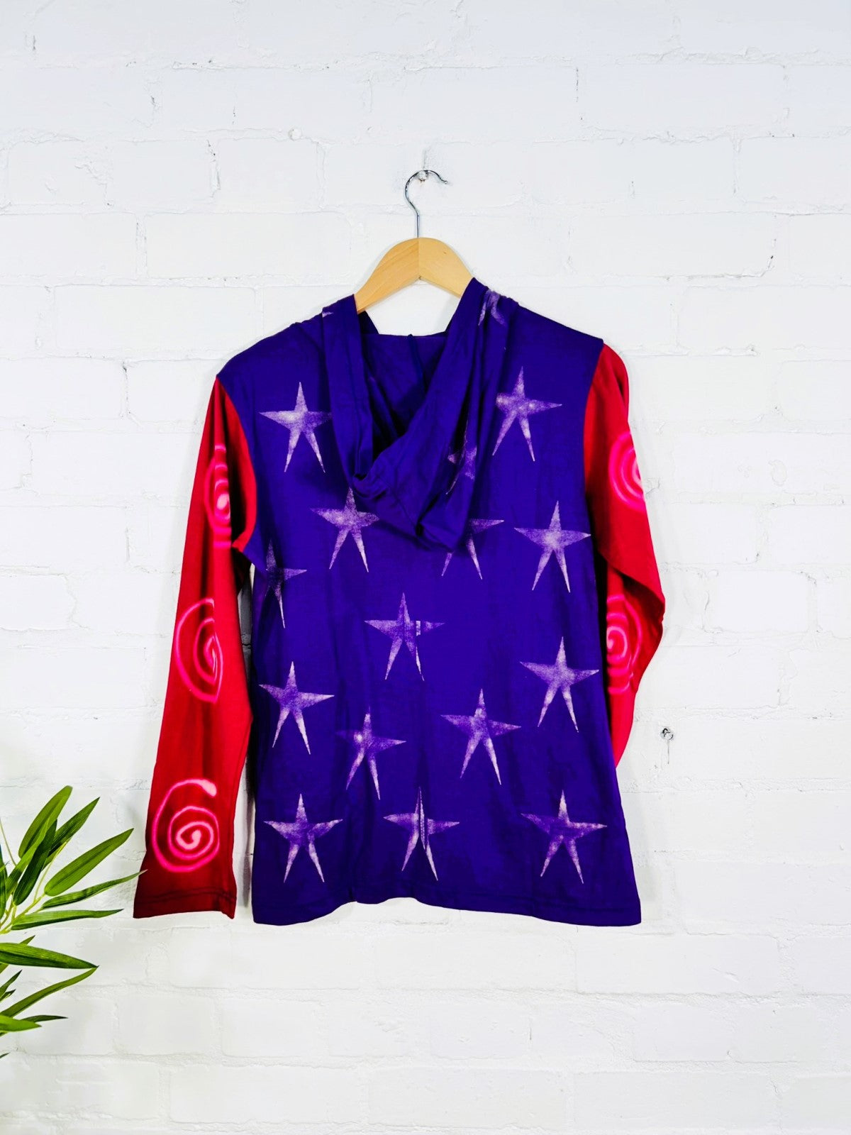 Star Zip Hood Top