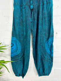Yin Yang Print Harems