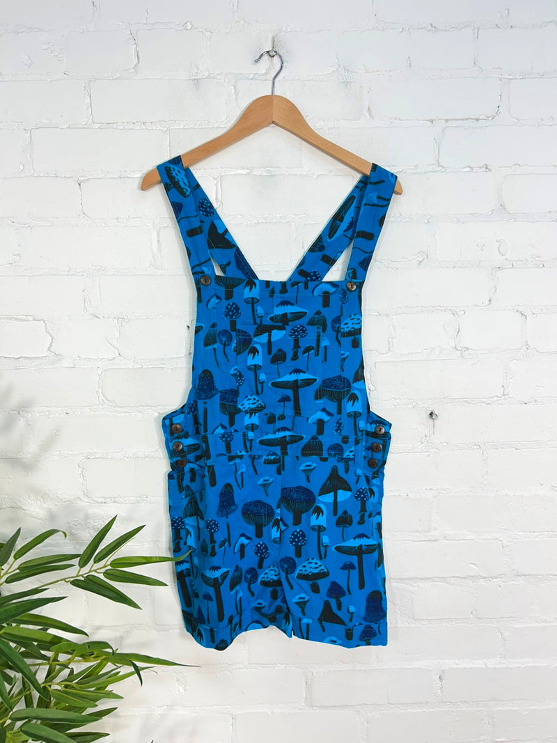 Short Dungarees