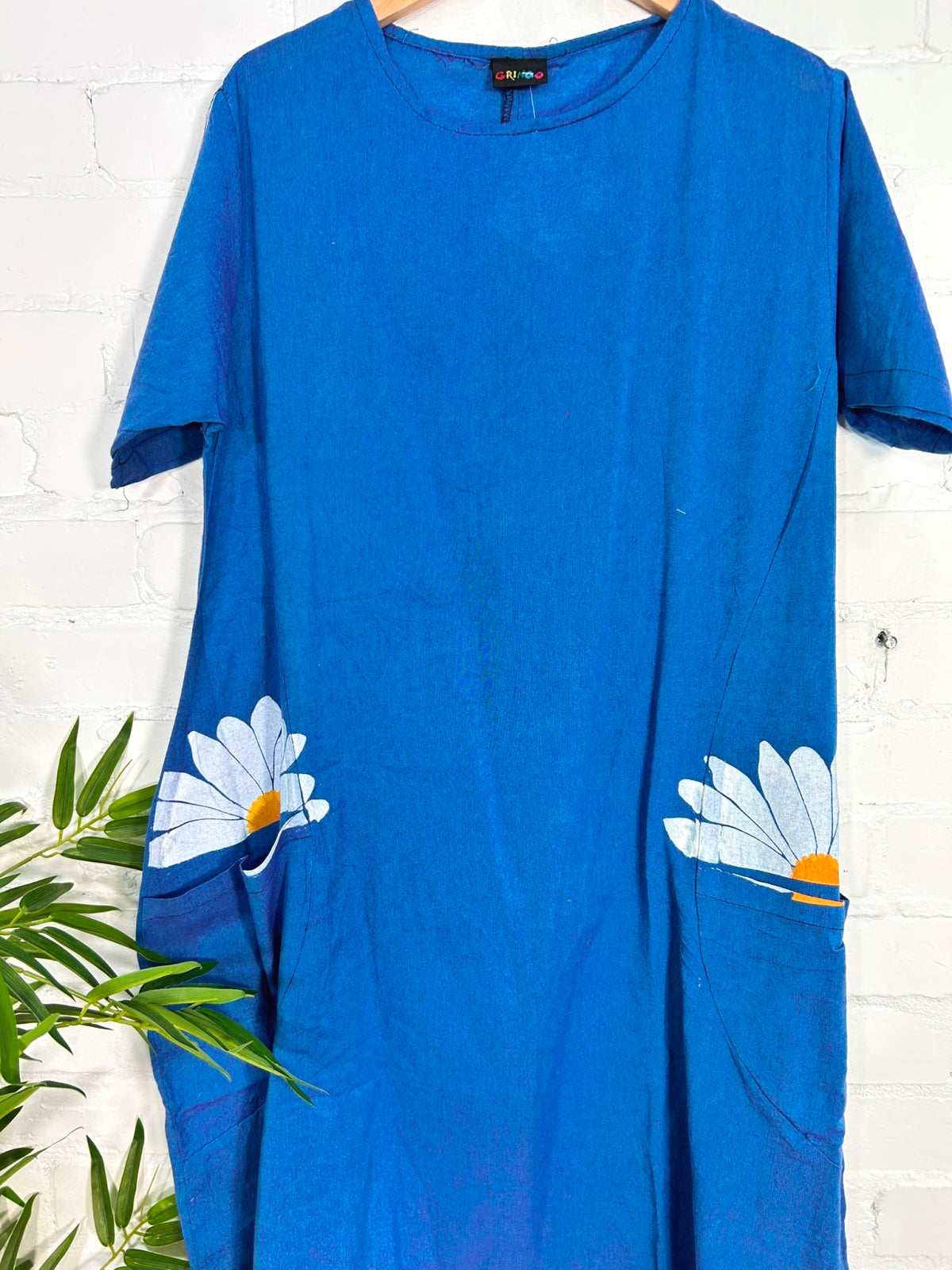 Short Sleeve Midi Dress