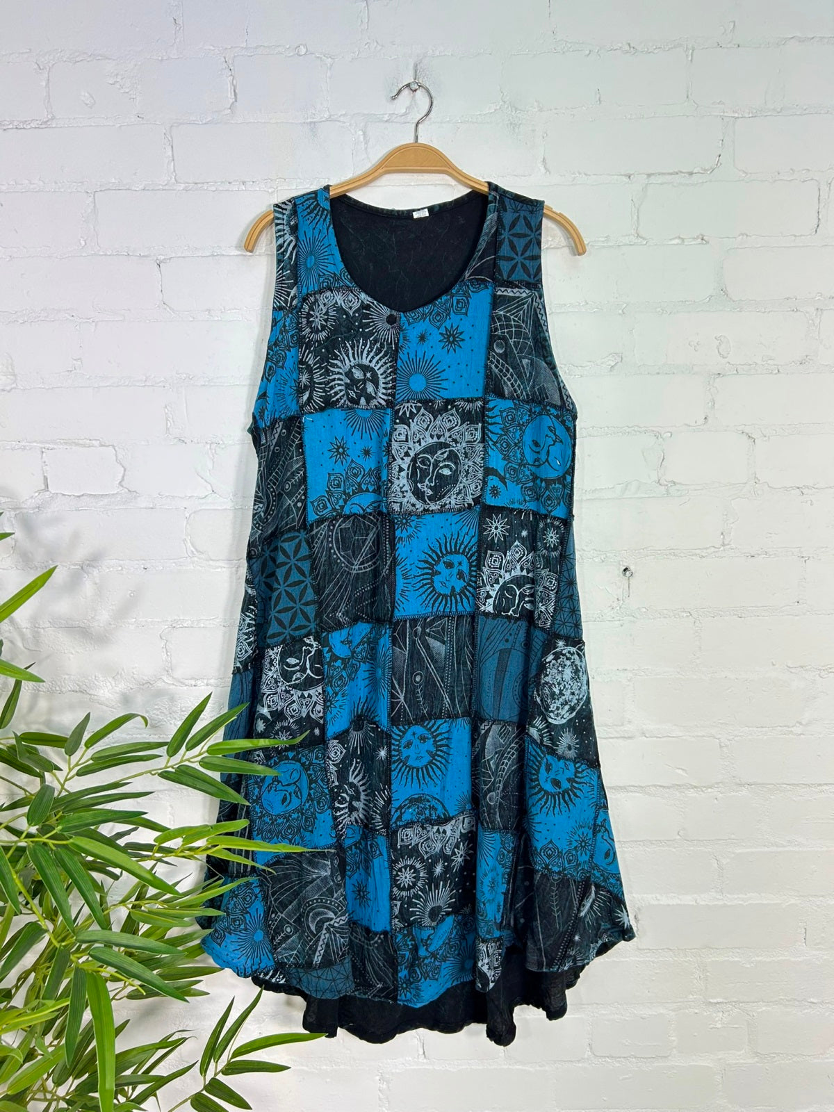 Patch & Screen Print Sleeveless Midi Dress
