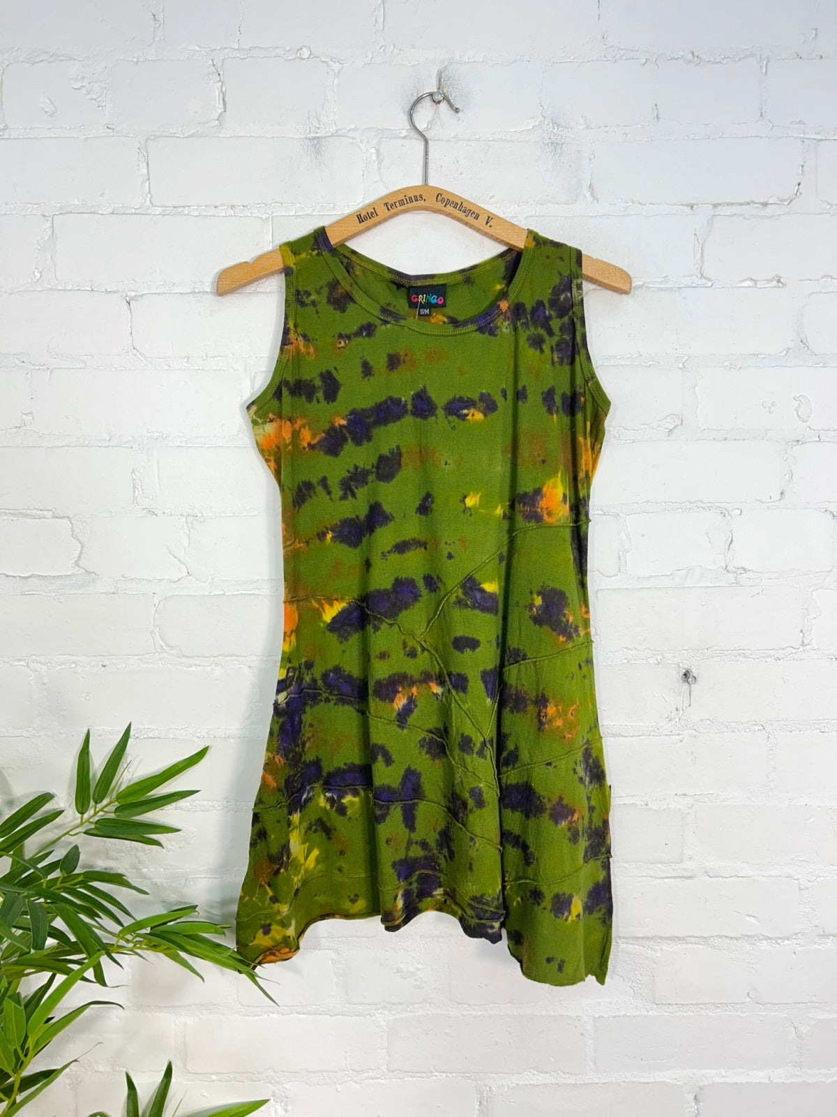 Sleeveless Long Top