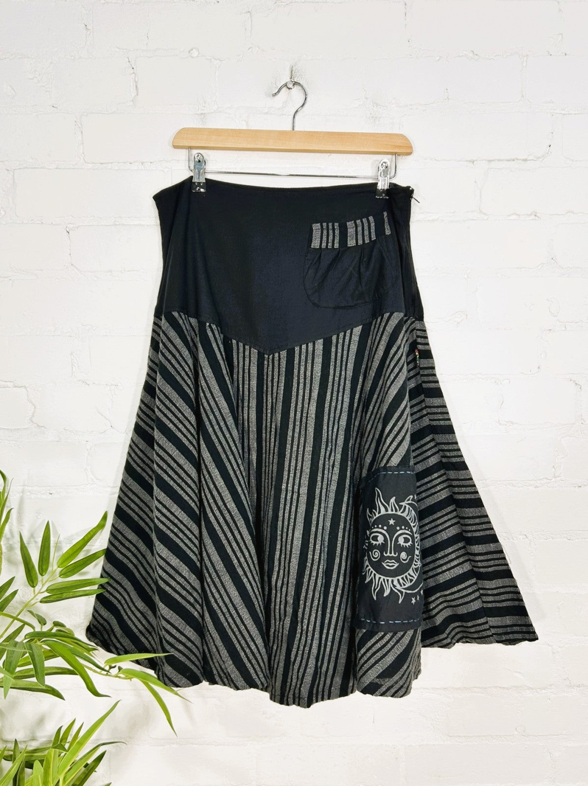 Sun and Moon Print Striped Flared Skirt