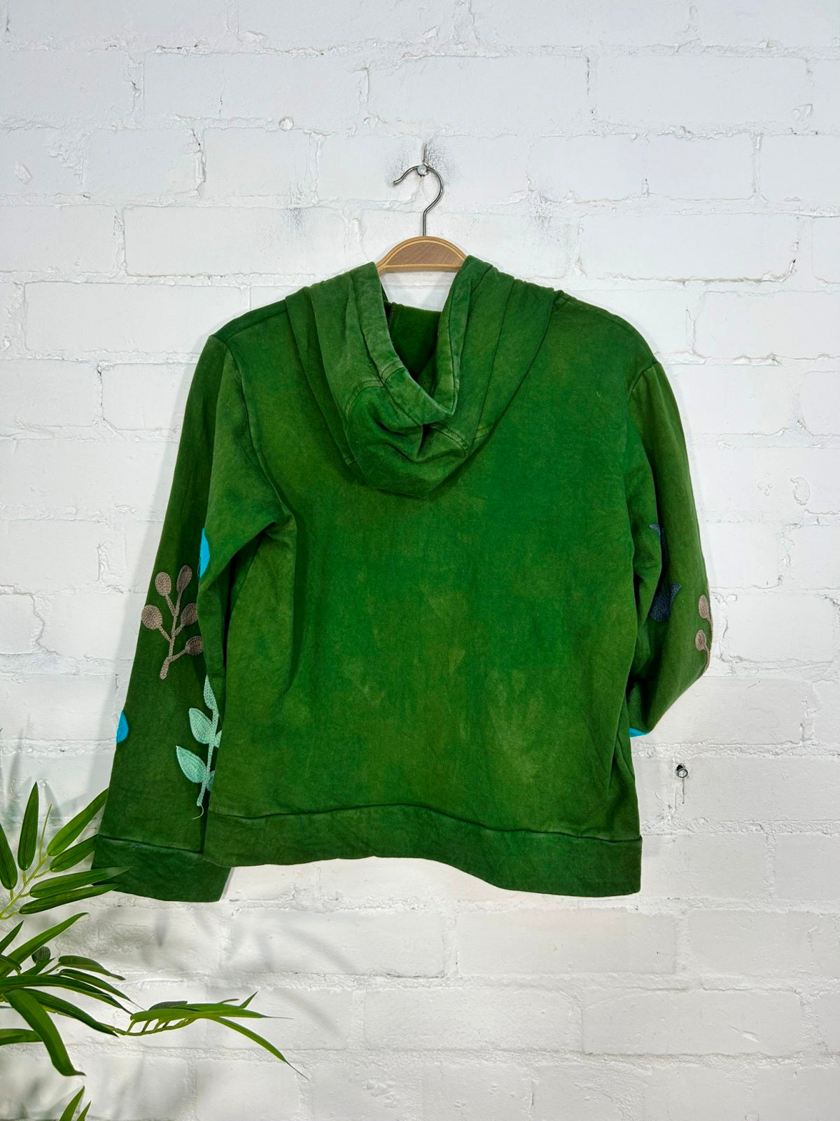 Embroidered Long Sleeve Zip Hood Jacket