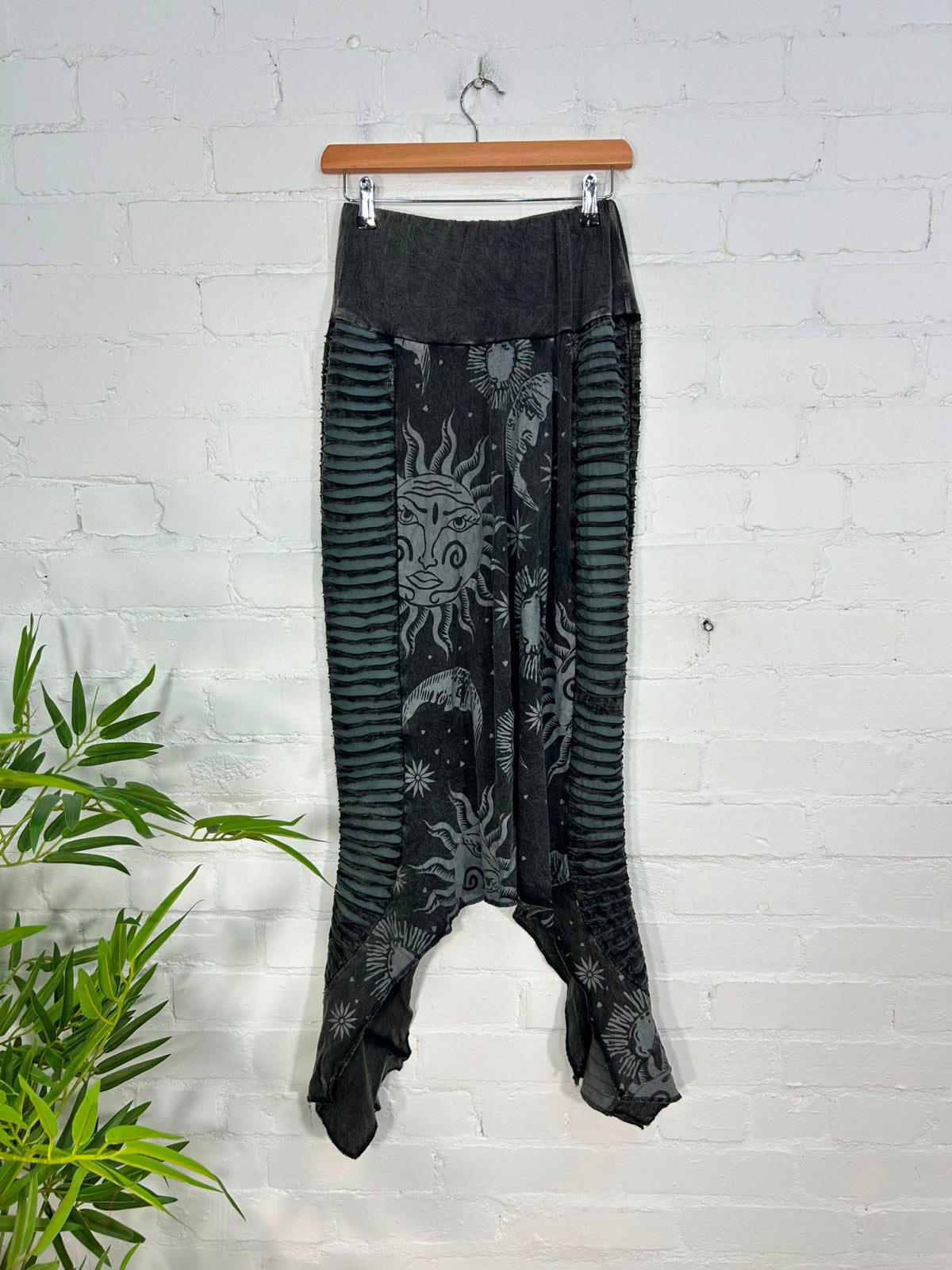 Celestial Print Long Skirt