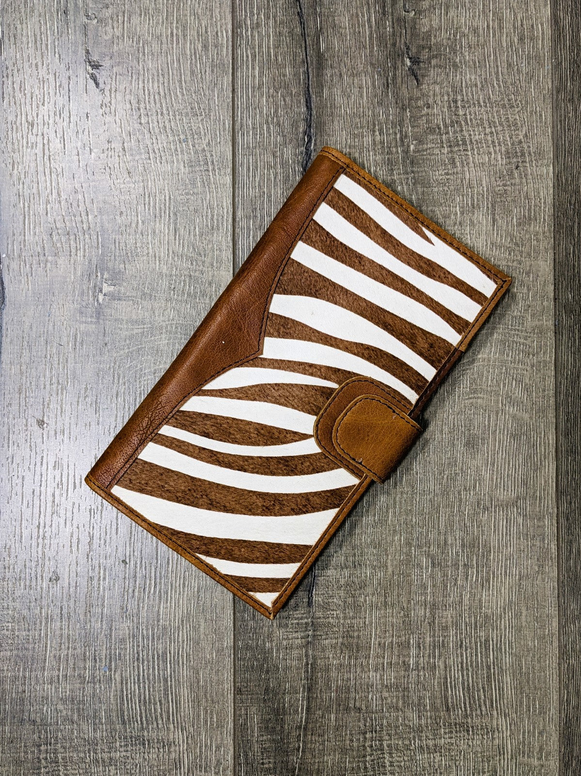 Plain & Fur Travel Wallet