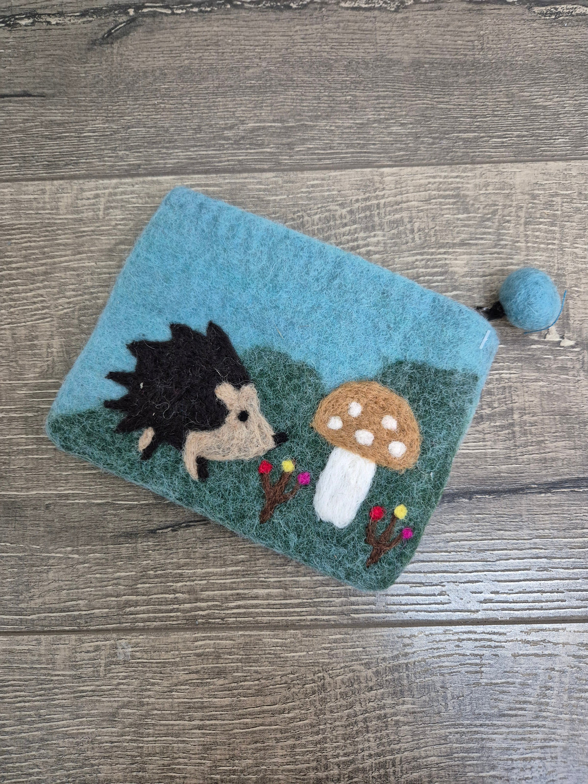 Felt Hedgehog Purse