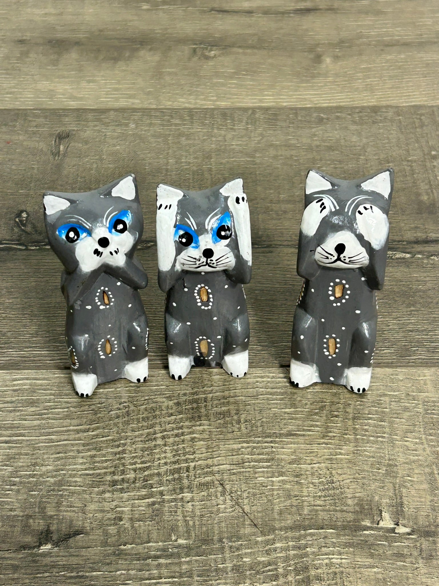 Set of 3 Grey Cats