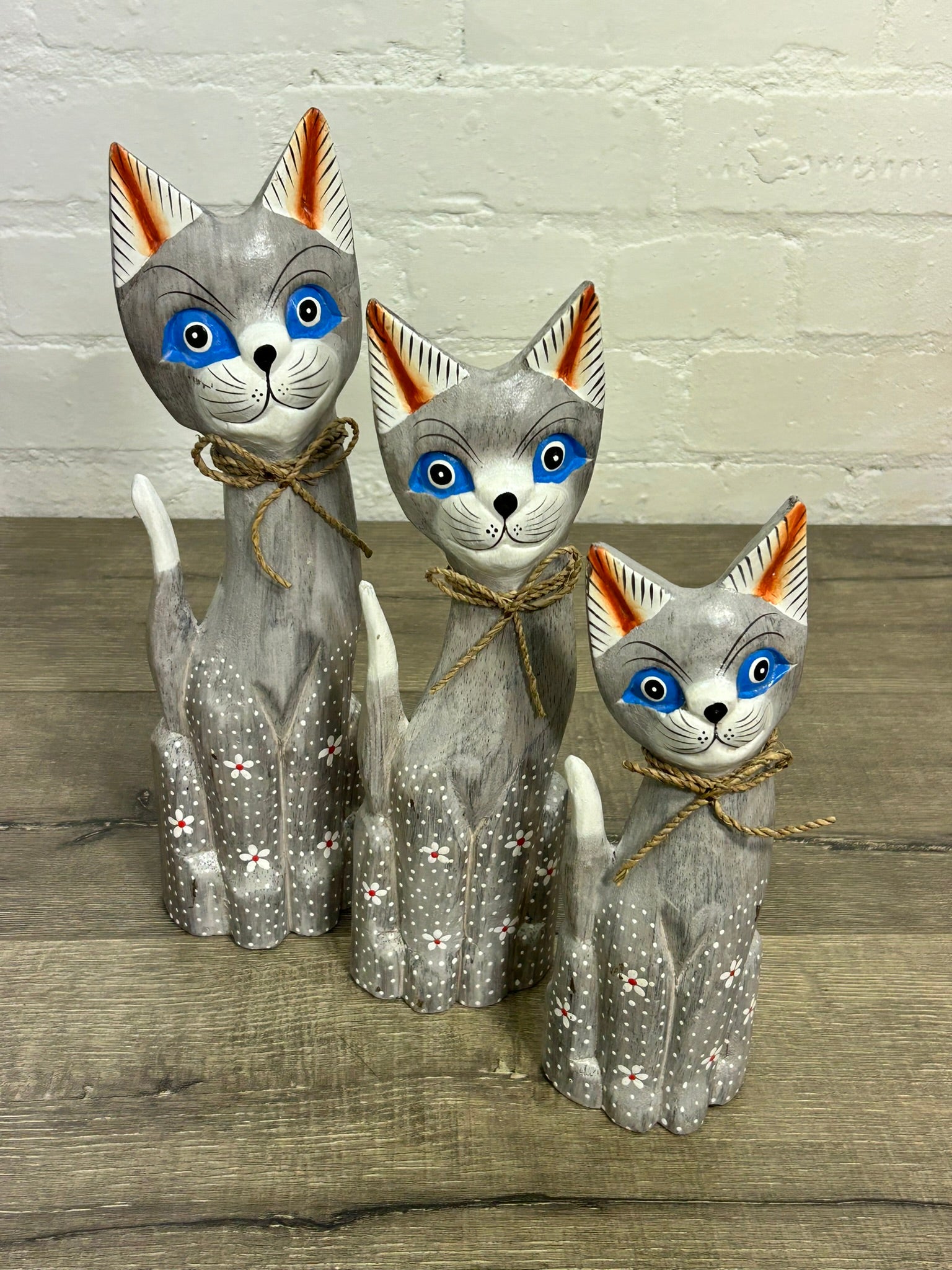 Set of 3 Grey Cats